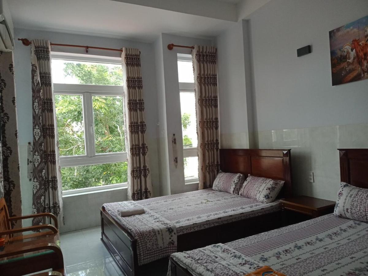 Nha Nghi Gia Lam 2 An Nhon Exteriör bild